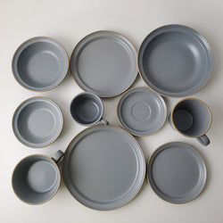 Set vaisselle porcelaine japonaise grise